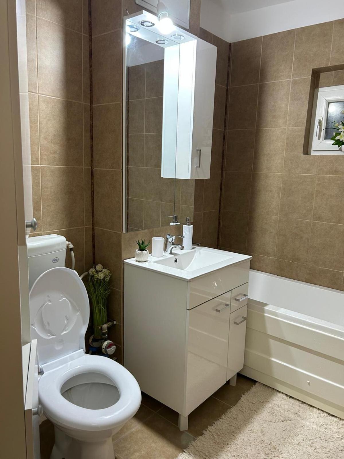 Jasminique Suite Craiova Exterior photo