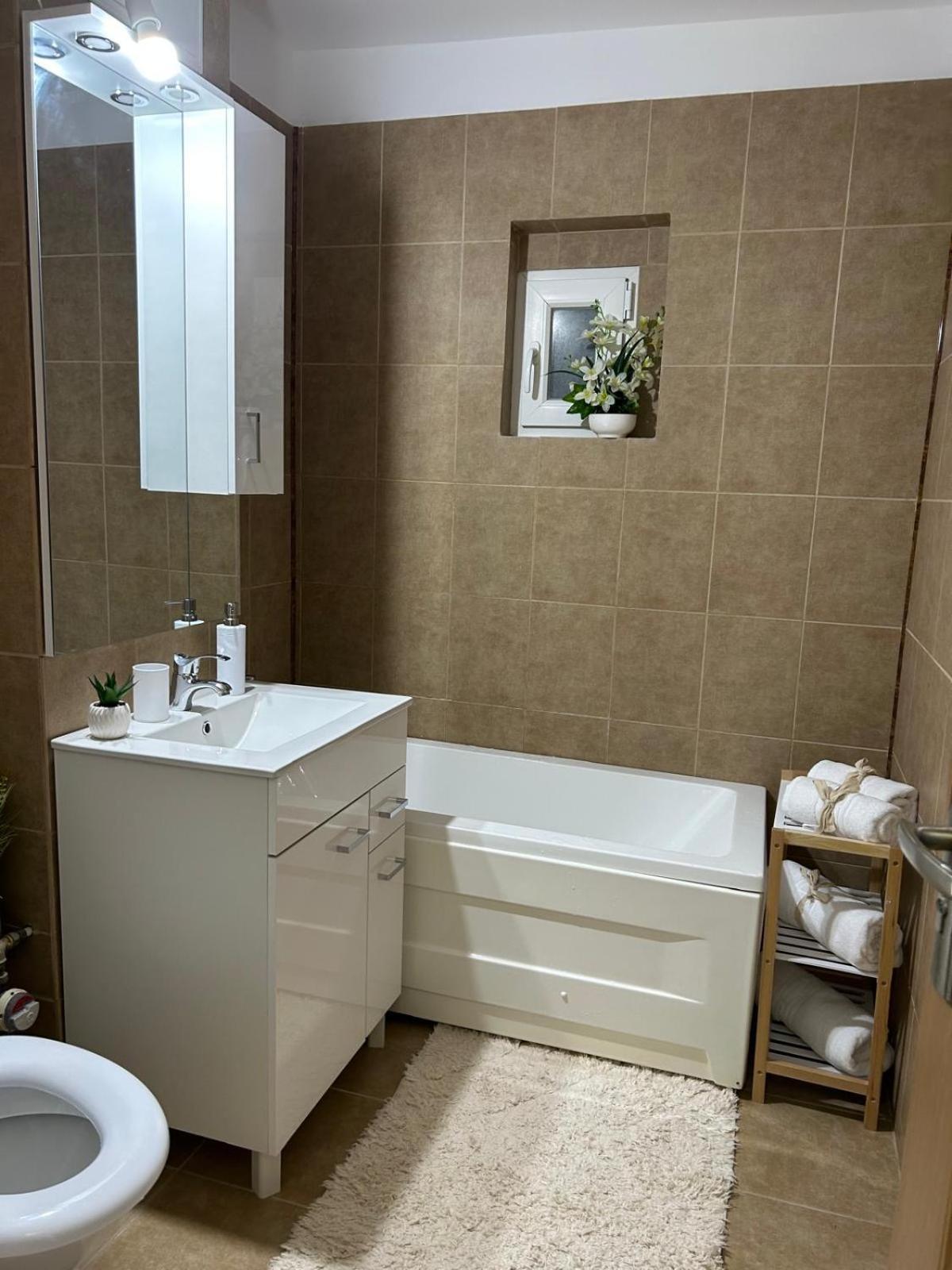 Jasminique Suite Craiova Exterior photo