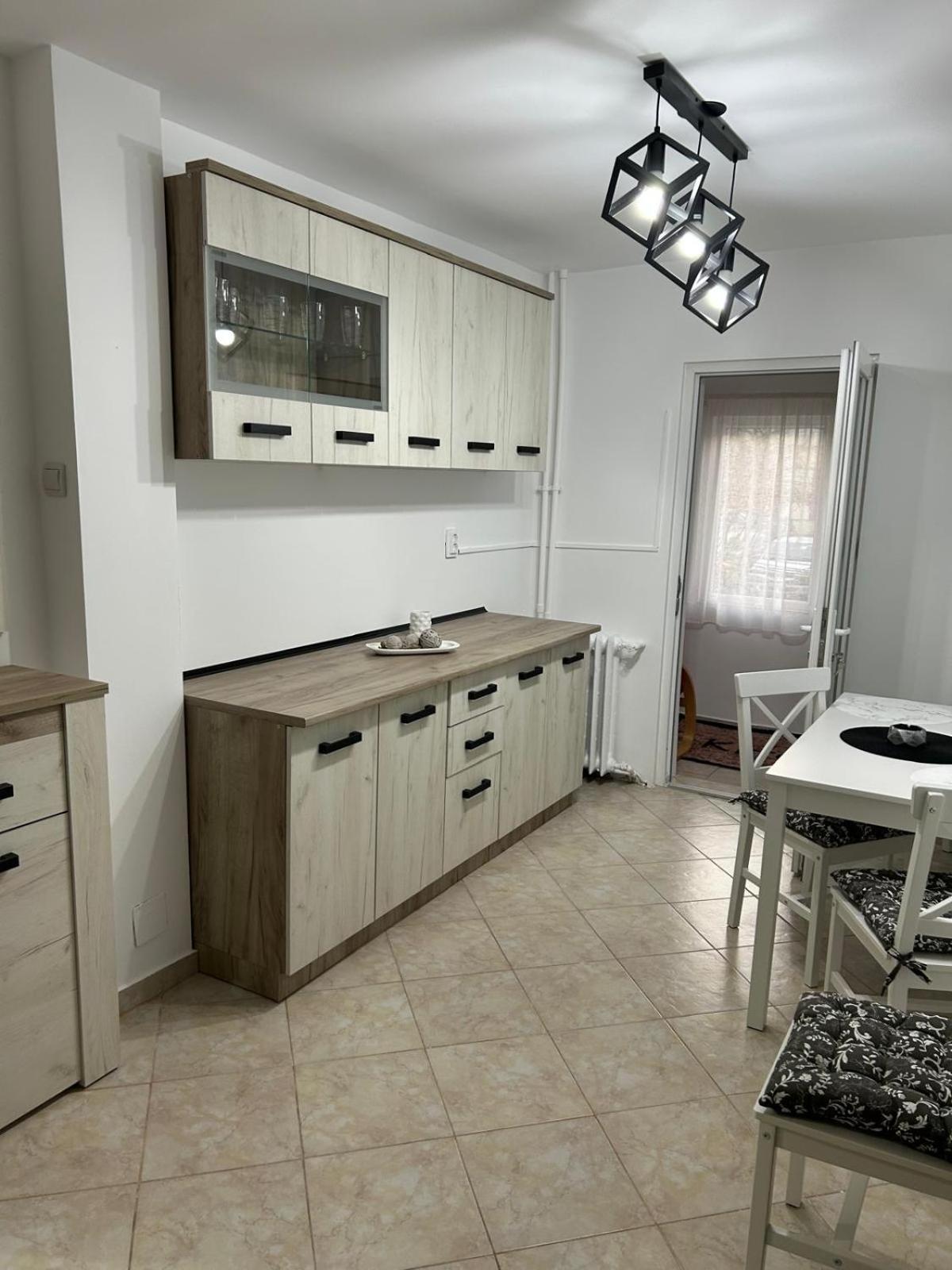 Jasminique Suite Craiova Exterior photo