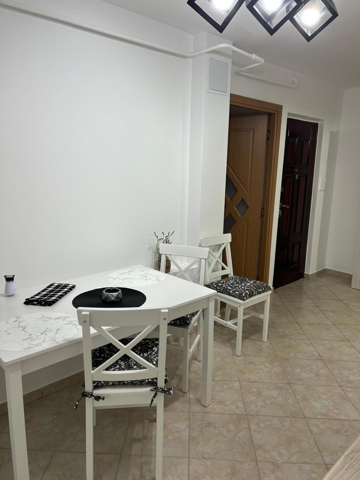 Jasminique Suite Craiova Exterior photo